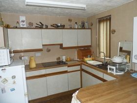2 bedroom Terraced f...